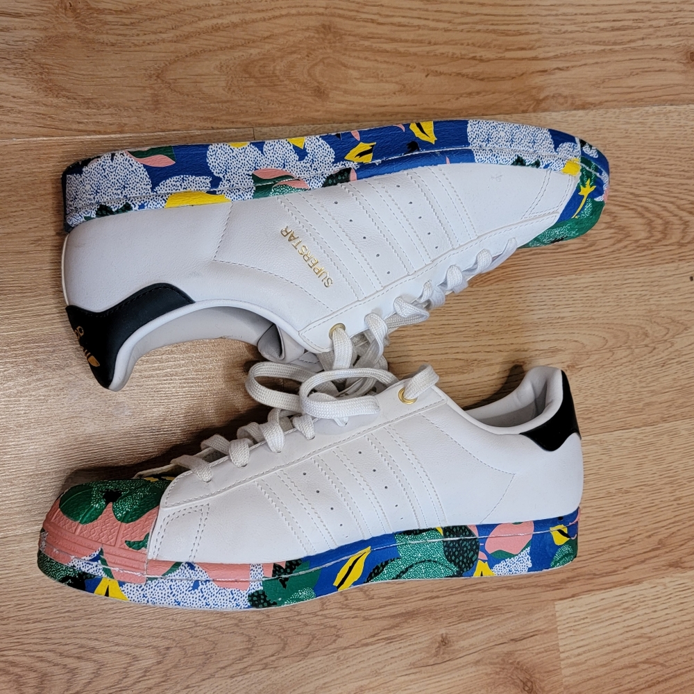 Woman's Adidas